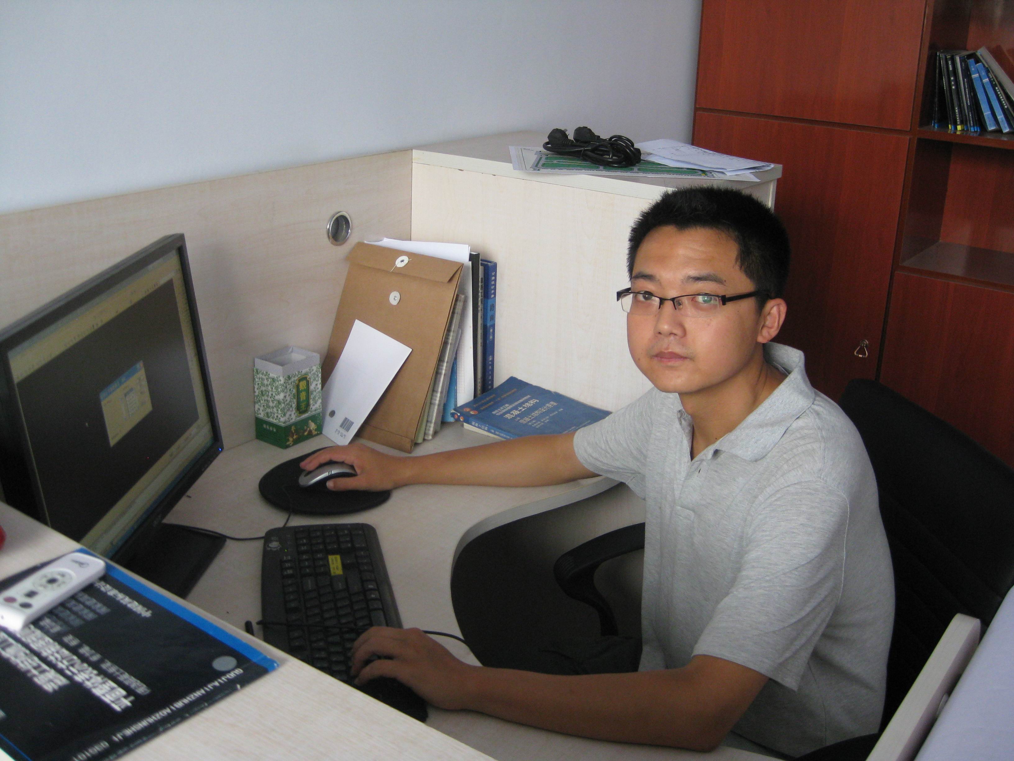 建筑工程技术专业2008届毕业生—张智彪